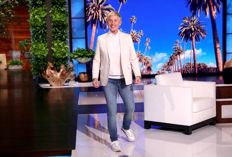 Ellen DeGeneres Addresses Controversy in Season 18 Premiere