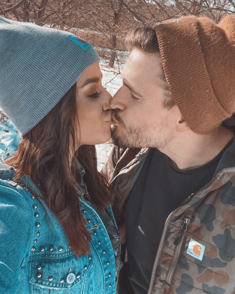 Chelsea Houska Packs on PDA With Cole