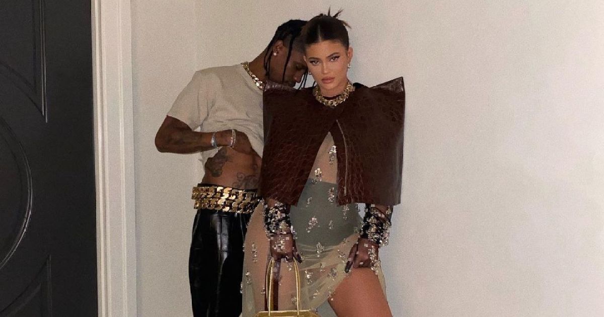 Kylie Jenner And Travis Scott Reunite Pose For Sexy Photos