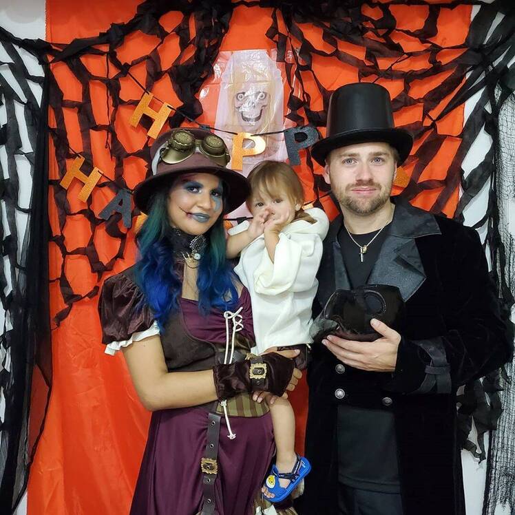 90 day fiance paul staehle wife karine celebrate halloween in brazil