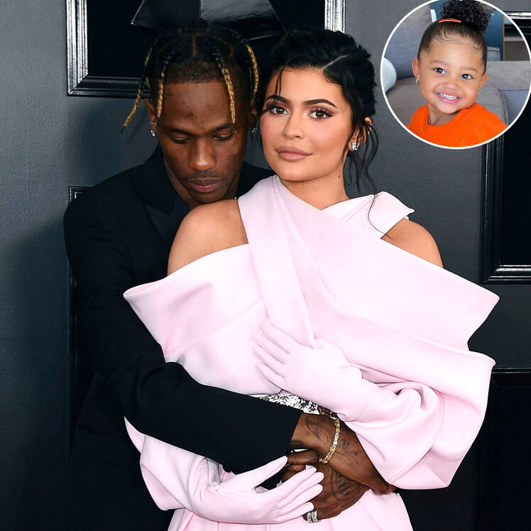 Kylie Jenner and Travis Scott Return to Los Angeles After Thanksgiving in Palm Springs With Stormi and the Kar-Jenner Family