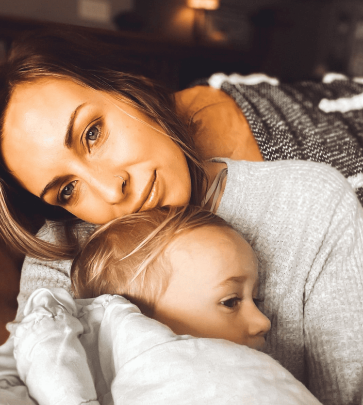 Mackenzie Edwards Claps Back After Hater Says Ryan Has Problems 1