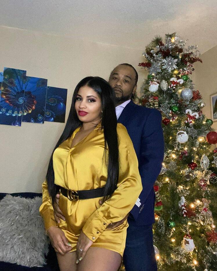 90 day fiance couples pack on pda robert anny
