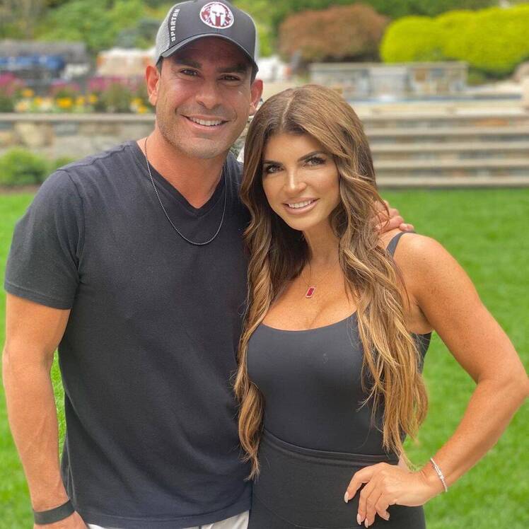 RHONJ's Teresa Giudice Engaged to BF Luis Ruelas After Romantic Greece Proposal