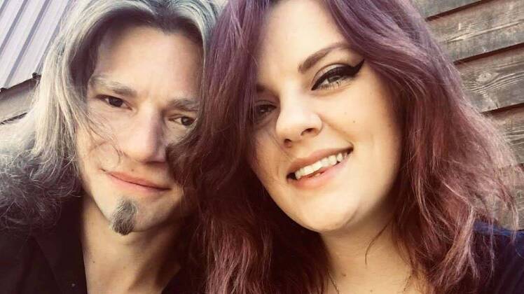 Its Official Alaskan Bush Peoples Bear Brown Marries Raiven Adams