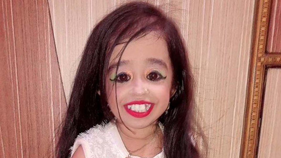 World's smallest woman Jyoti Amge lights up the Big Apple – New York Daily  News