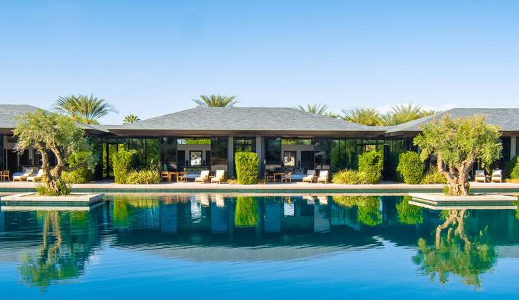 Partygoer at Leonardo DiCaprio's Table Buys Stay at Zenyara Estate Auctioned Off by Philanthropist