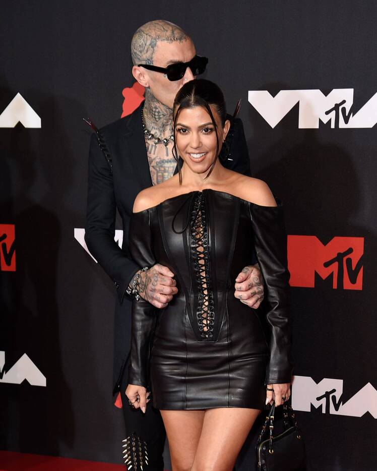 Kourtney Kardashian and Travis Barker Get Frisky on the Beach! Their PDA-Packed Moment 