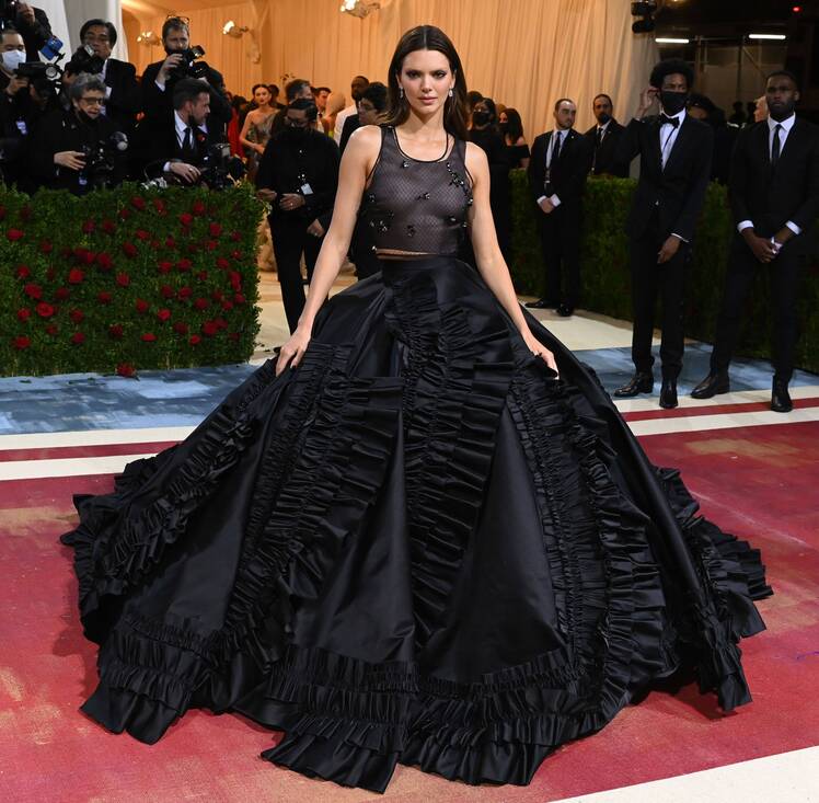 Kendall Jenner Rocks Bleached Eyebrows on the Met Gala Red Carpet: See Photos!