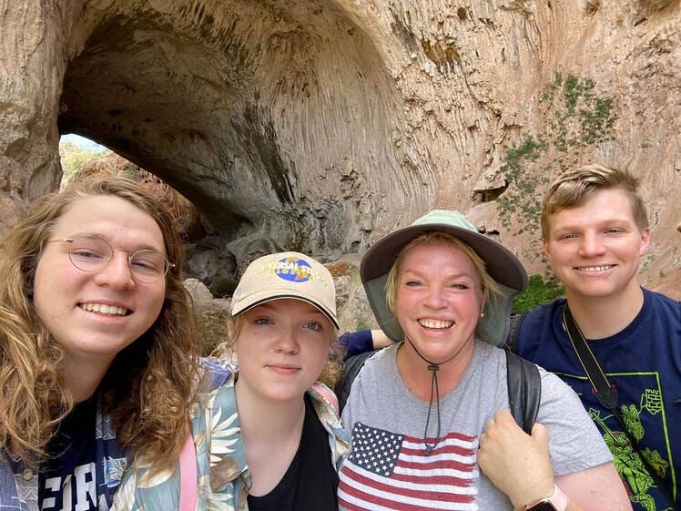 Sister Wives' Janelle Brown and Kids Gabe, Savanah and Hunter Enjoy Hike Without Kody: Photos