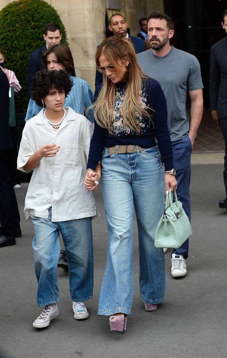 Jennifer Lopez Leaves Paris Hotel With Children Emme, Max