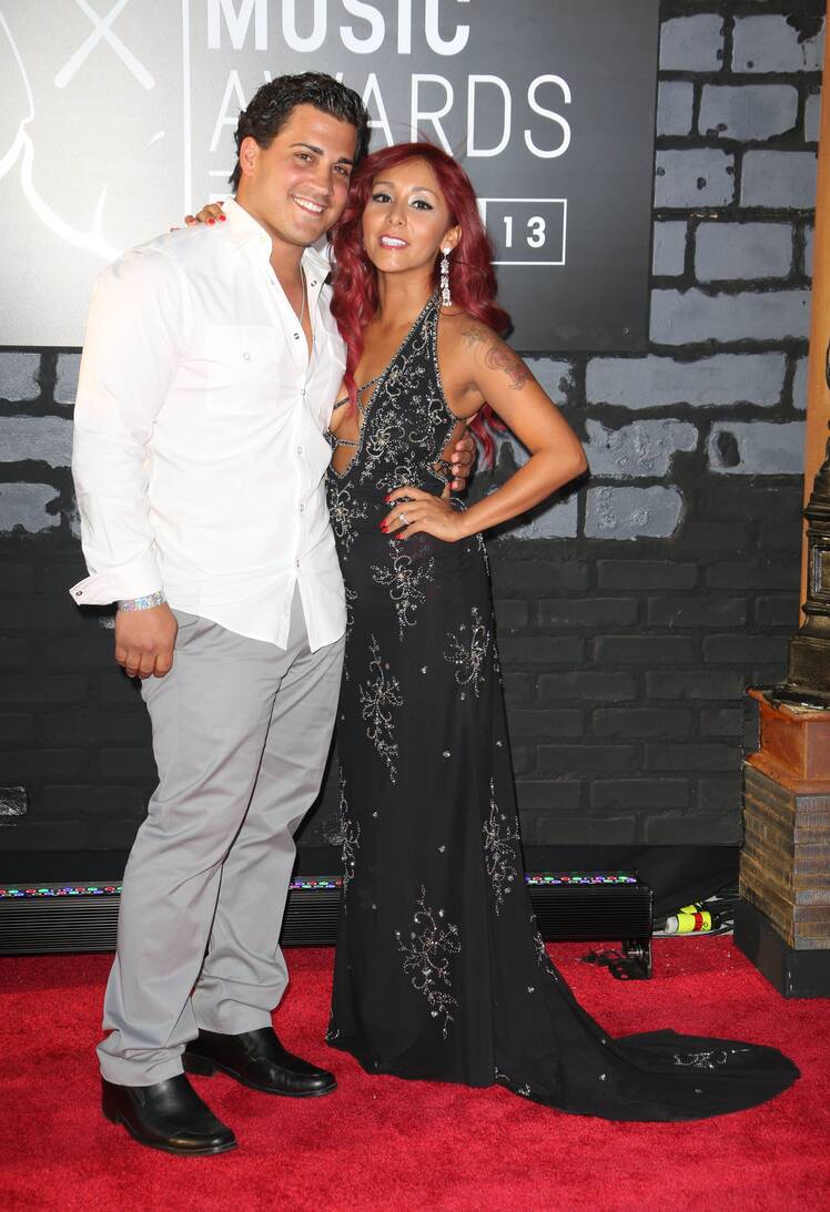 Jersey Shore’s Snooki Shares Rare Photo Of Husband Jionni With Funny ’Titanic’ Quote