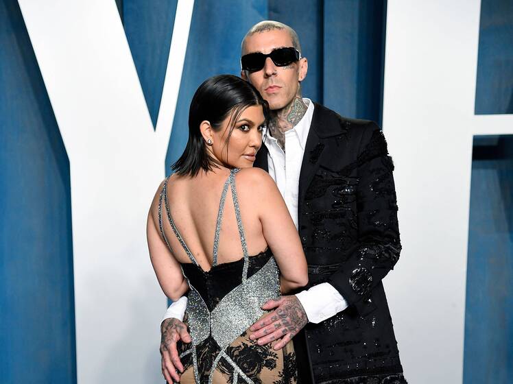 NSFW! Kourtney Kardashian Says She Did the Dishes 'Completely Butt Naked' with Travis Barker in Palm Springs