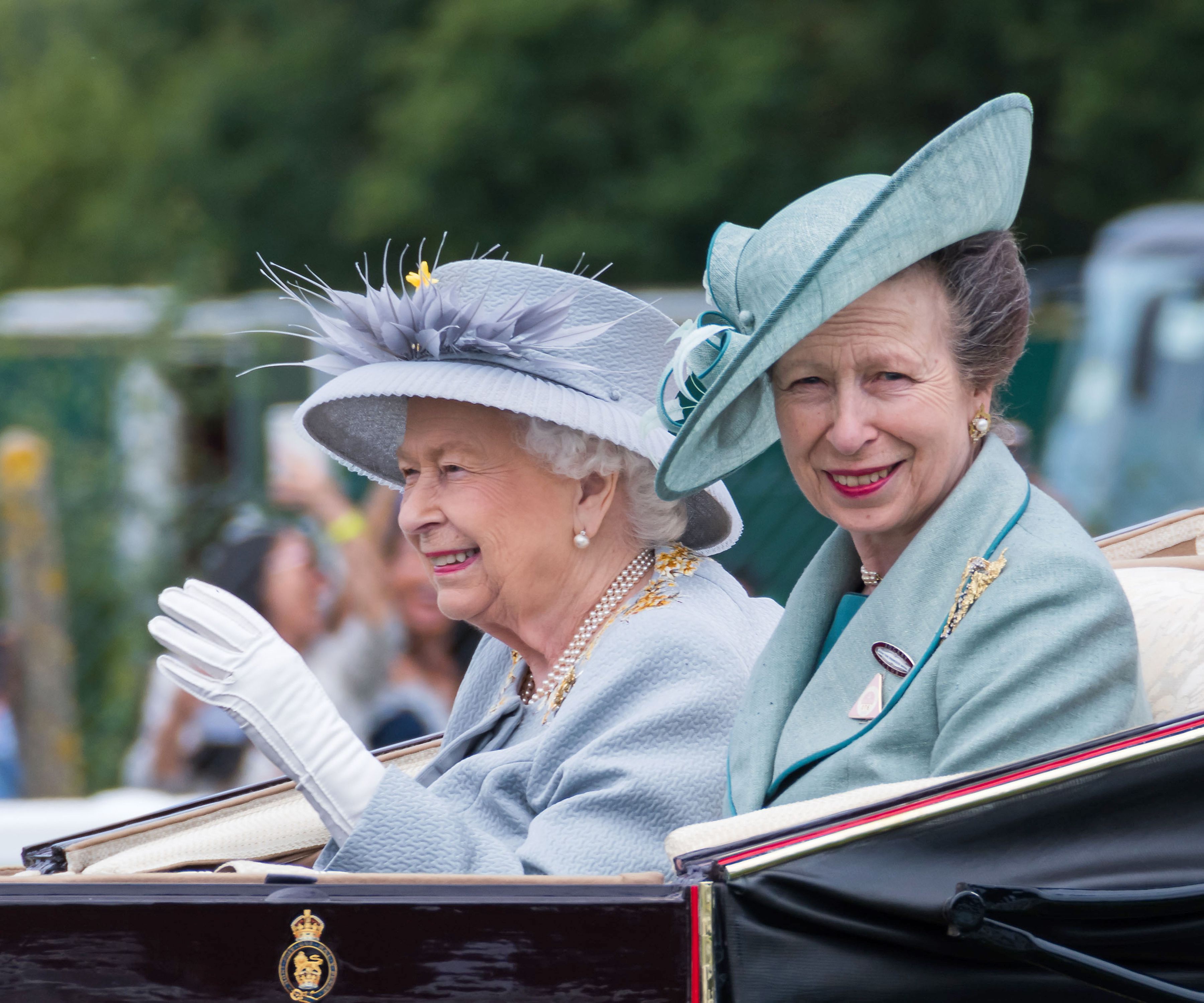 Queen Elizabeth II Dead: Royal Family Members React