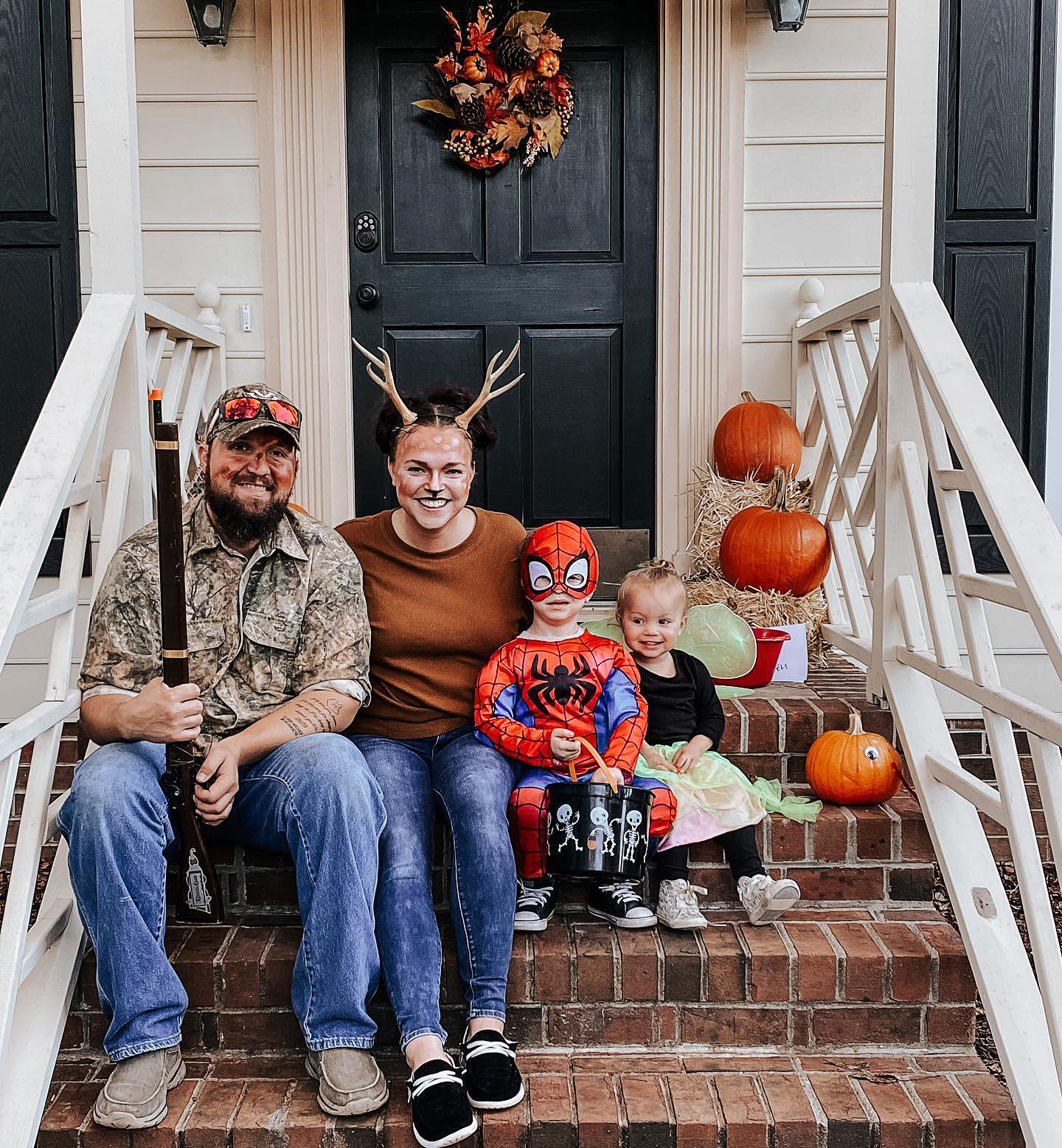 Sister Wives’ Halloween Celebrations: Photos of Costumes, Decor | In ...