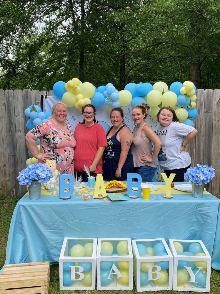 Mama June’s Daughter Anna ‘Chickadee’ Cardwell Reportedly Diagnosed with Stage 4 Cancer