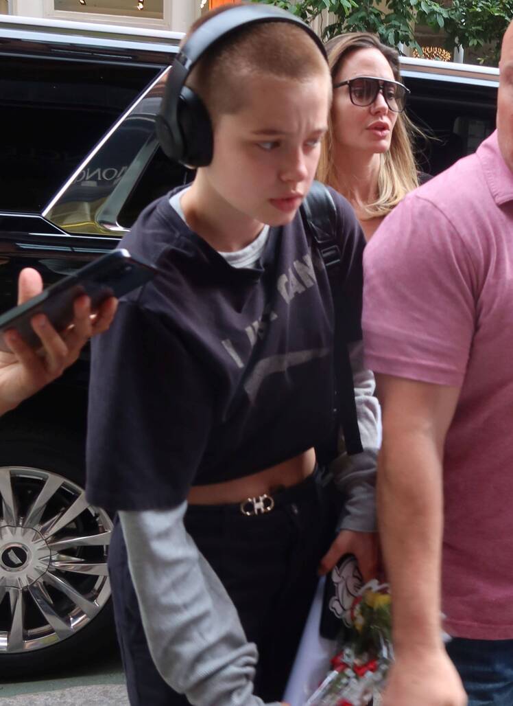Angelina Jolie’s Daughter Shiloh Spotted in NYC: Photos