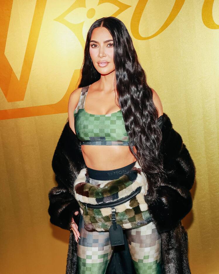 Kim Kardashian Plans to 'Tell All' on Family Secrets