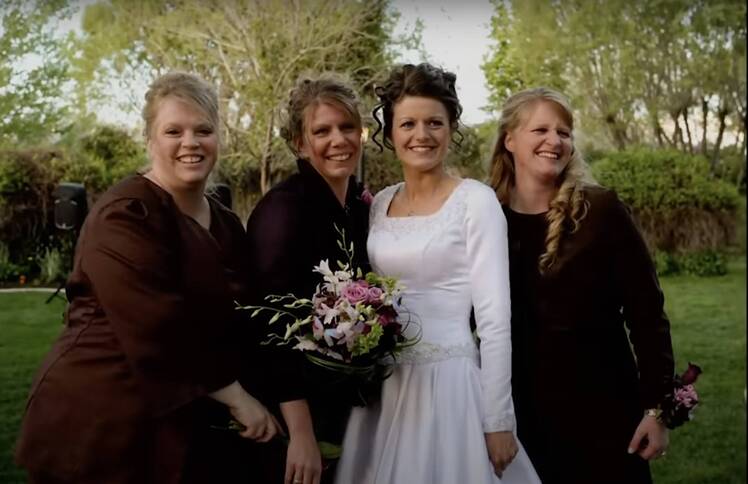 Sister Wives' Robyn Admits She 'Tried to Hide' Connection With Kody So Other Wives Wouldn't 'Feel Bad'
