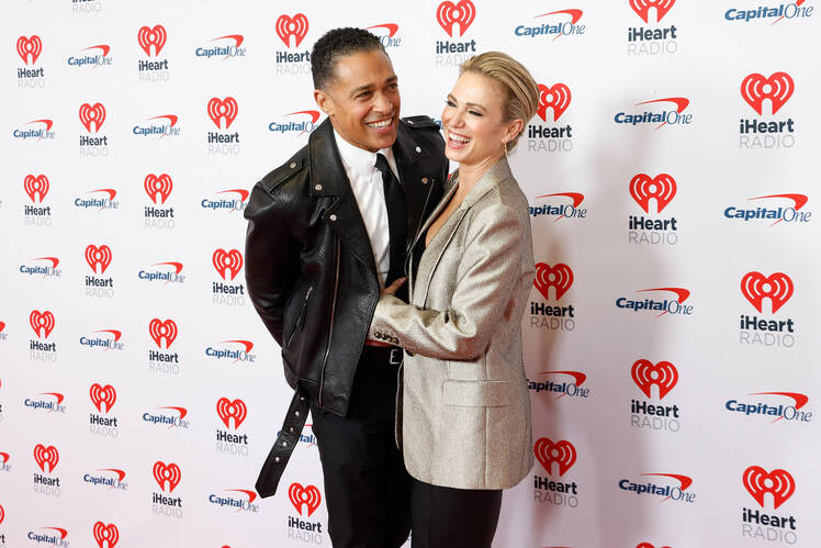 amy robach tj holmes get counseling after holiday fight