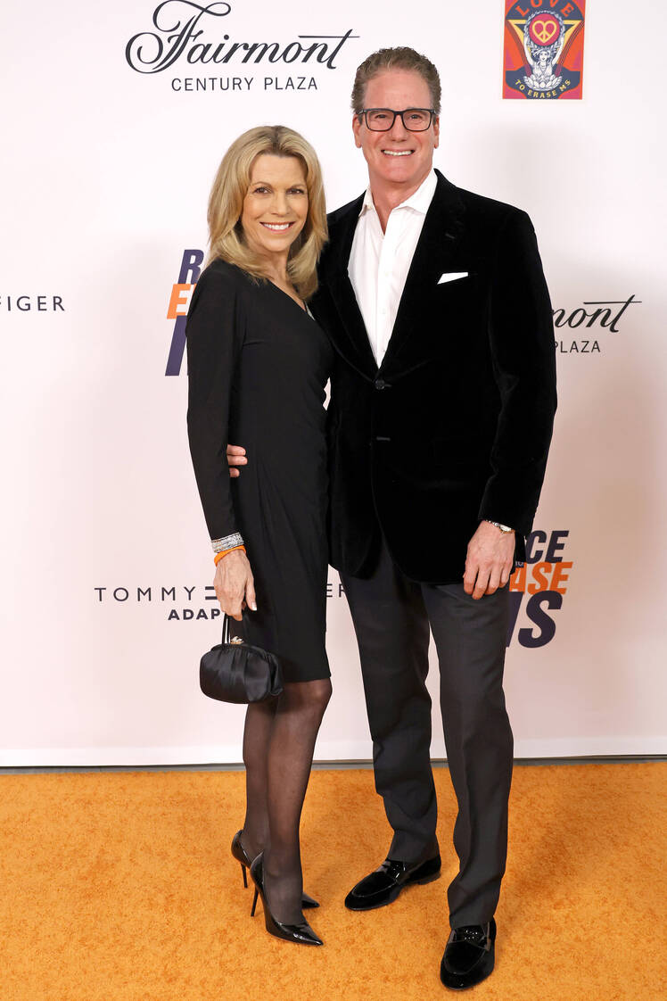 Vanna White Planning ‘Short and Sweet’ Wedding to John Donaldson