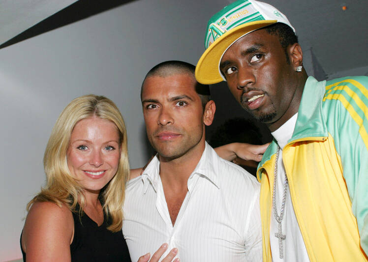 Live! Rerun Shows Kelly Ripa Asking for Diddy Yacht Invite
