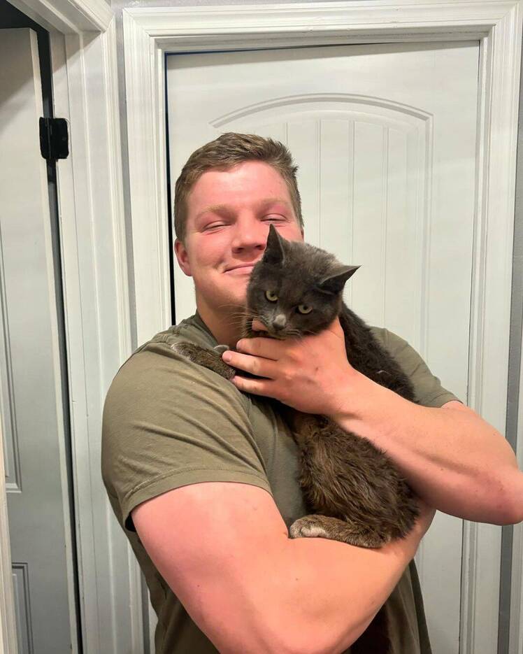 janelle brown reveals where garrisons cats are living