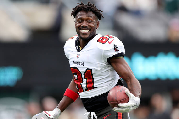 Ex-NFL Star Antonio Brown Hit With Bankruptcy Lawsuit Over $1 Million Debt