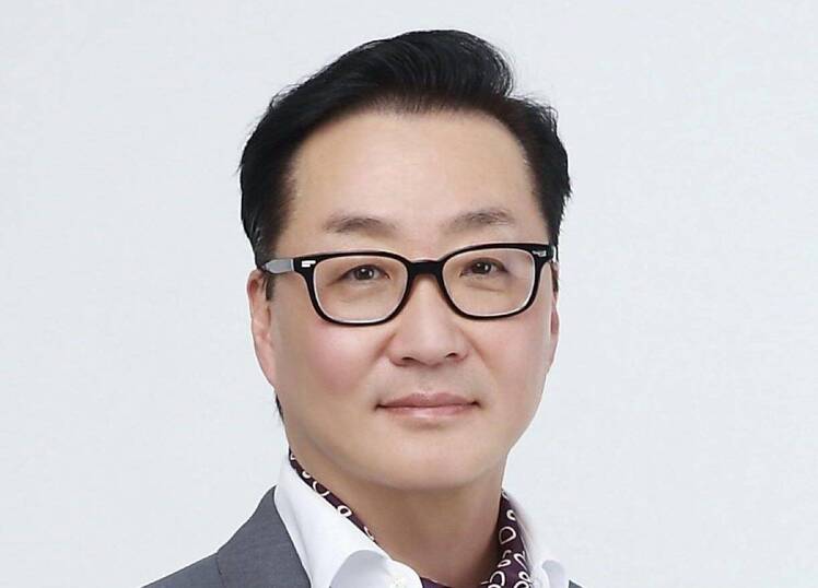 Dr. Harrison Lee