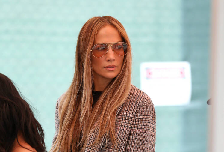 Jennifer Lopez 'Feels Pushed Into a Corner' by Ben Affleck (EXCL)
