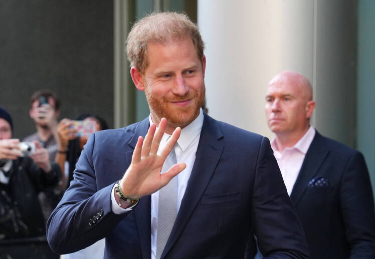 Prince Harry Inheriting $10 Million From Royals on 40th Birthday