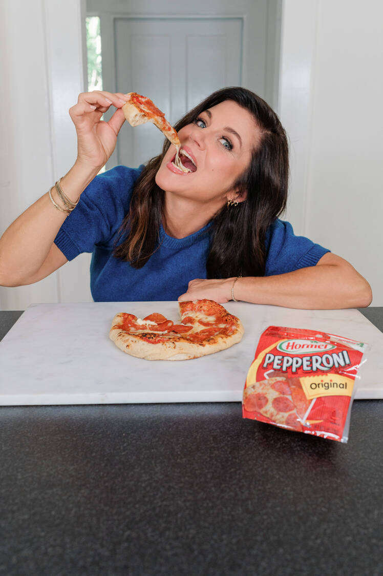 Tiffani Thiessen Celebrates National Pepperoni Pizza Day With Hormel