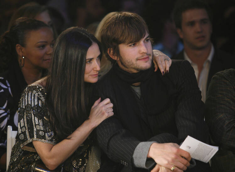 Ashton Kutcher Flirting With Demi 'Disrespectful' to Mila Kunis (EXCL)