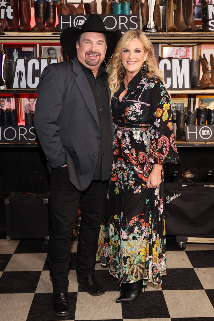 Trisha Yearwood Accused of Hearing Garth Brooks' Plea for Threesome With Ex-Hairstylist