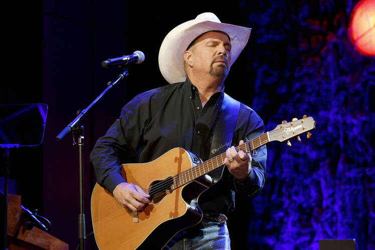 Garth Brooks Accuser Slams Singer For Revealing Her Name to Public in New Filing: ‘Out of Spite’
