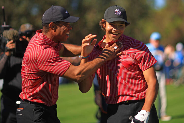 Tiger Woods and Elin Nordegren Share Hug After Competition With Son