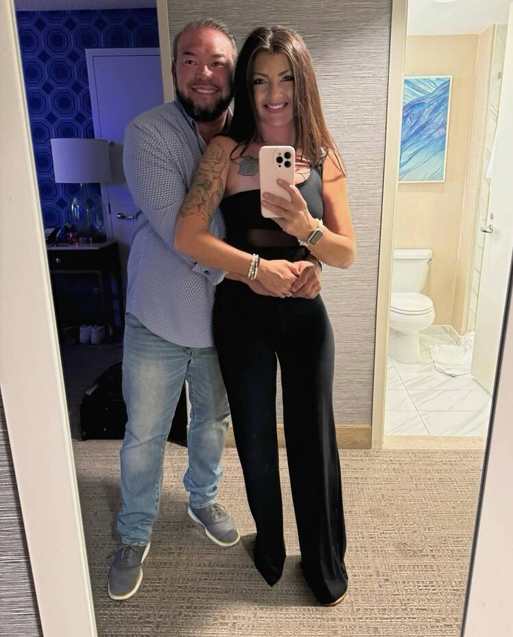 Jon Gosselin Plans to Invite Estranged Kids to Wedding With Stephanie Lebo: 'Door's Always Open'