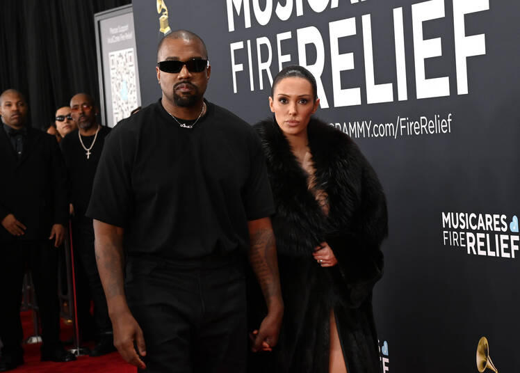 Kanye West 'Trying to Change' Wife Bianca Censori's Mind About Divorce
