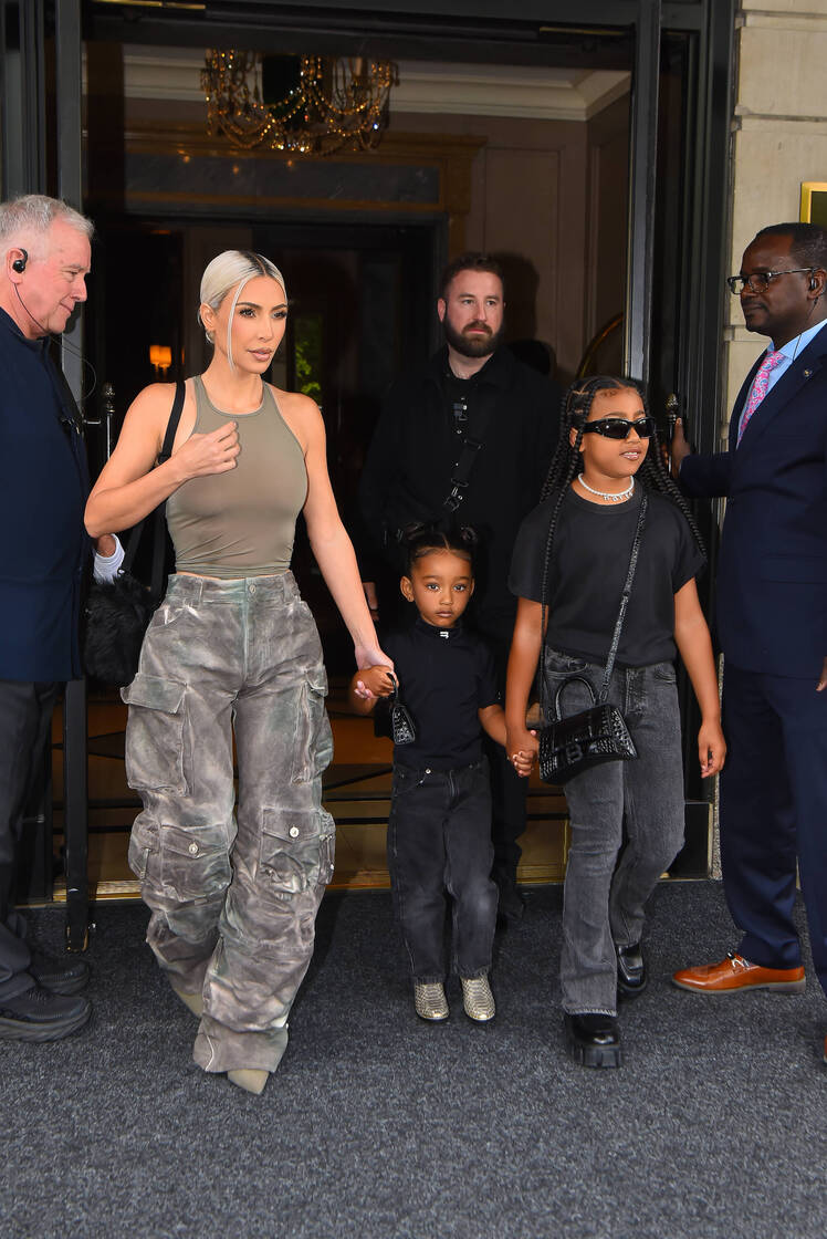 Celebrity Momagers: Stars Who Manage Their Talented Kids' Careers in Acting, Dancing and More