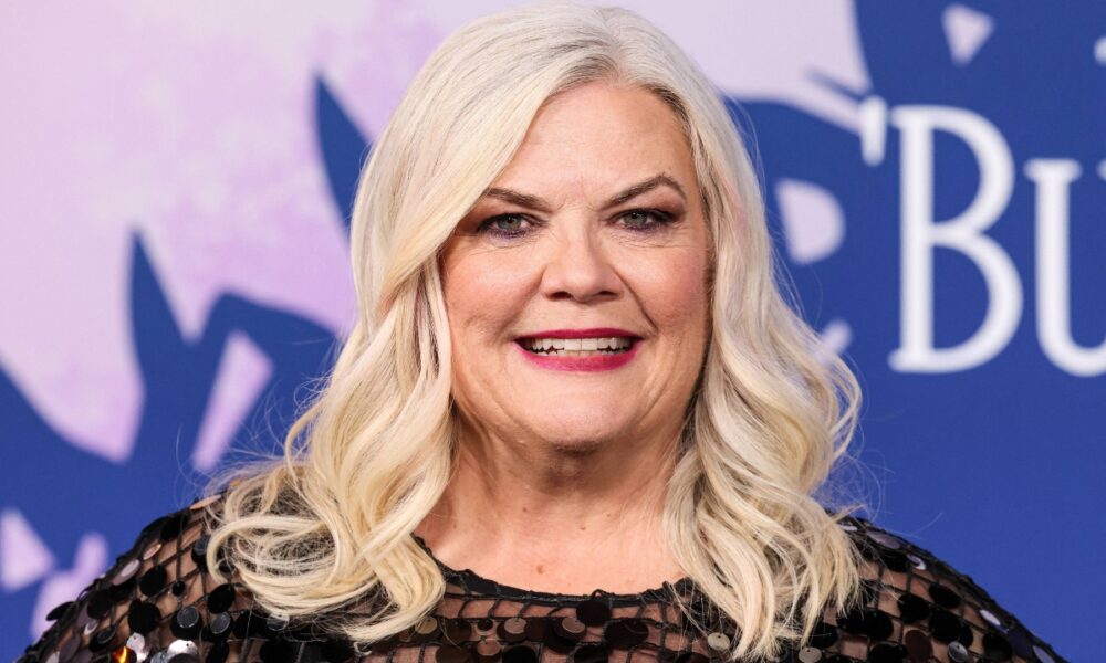 Paula Pell